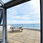 Διαμέρισμα Bay Sea View *