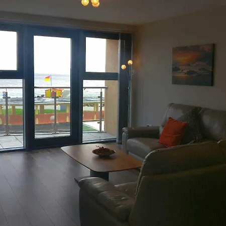 Bay Sea View 아파트