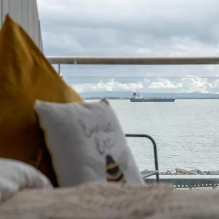 Bay Sea View * 골웨이