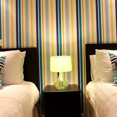 Bay Sea View Apartment *