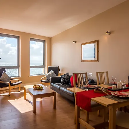 Bay Sea View Apartment